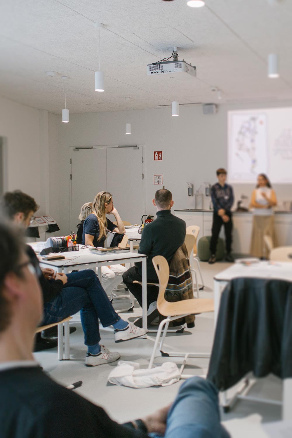 Photo of the workshop participants following the introduction.